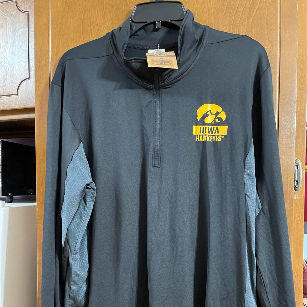 Men’s L 42-44 Iowa Hawkeyes Long Sleeve Zip Up